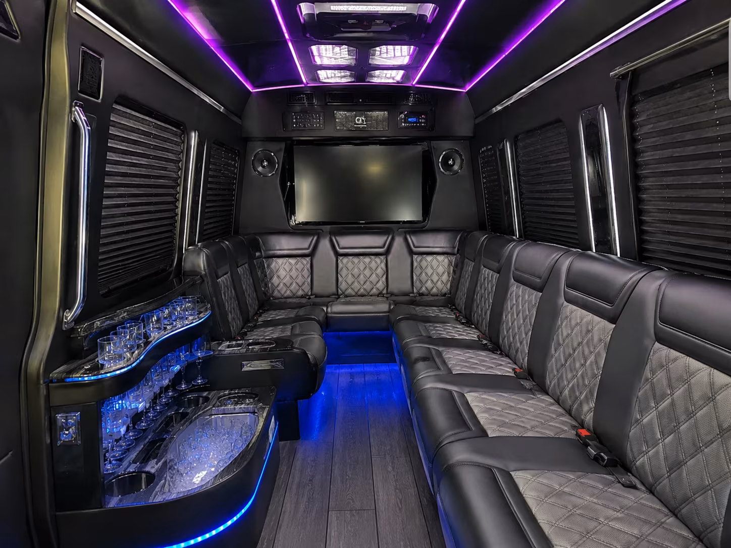 bus rentals for firefly music festival and delaware festival weekends