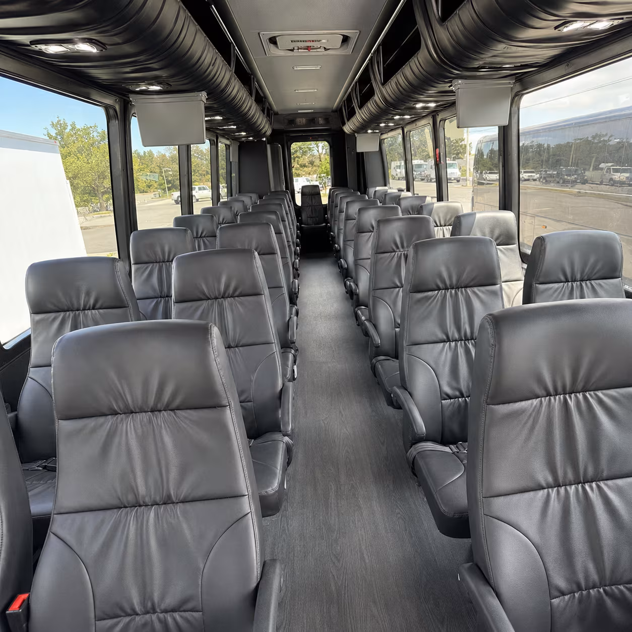 can i book a one way a round trip or a multi day package for a bus rental in vineland
