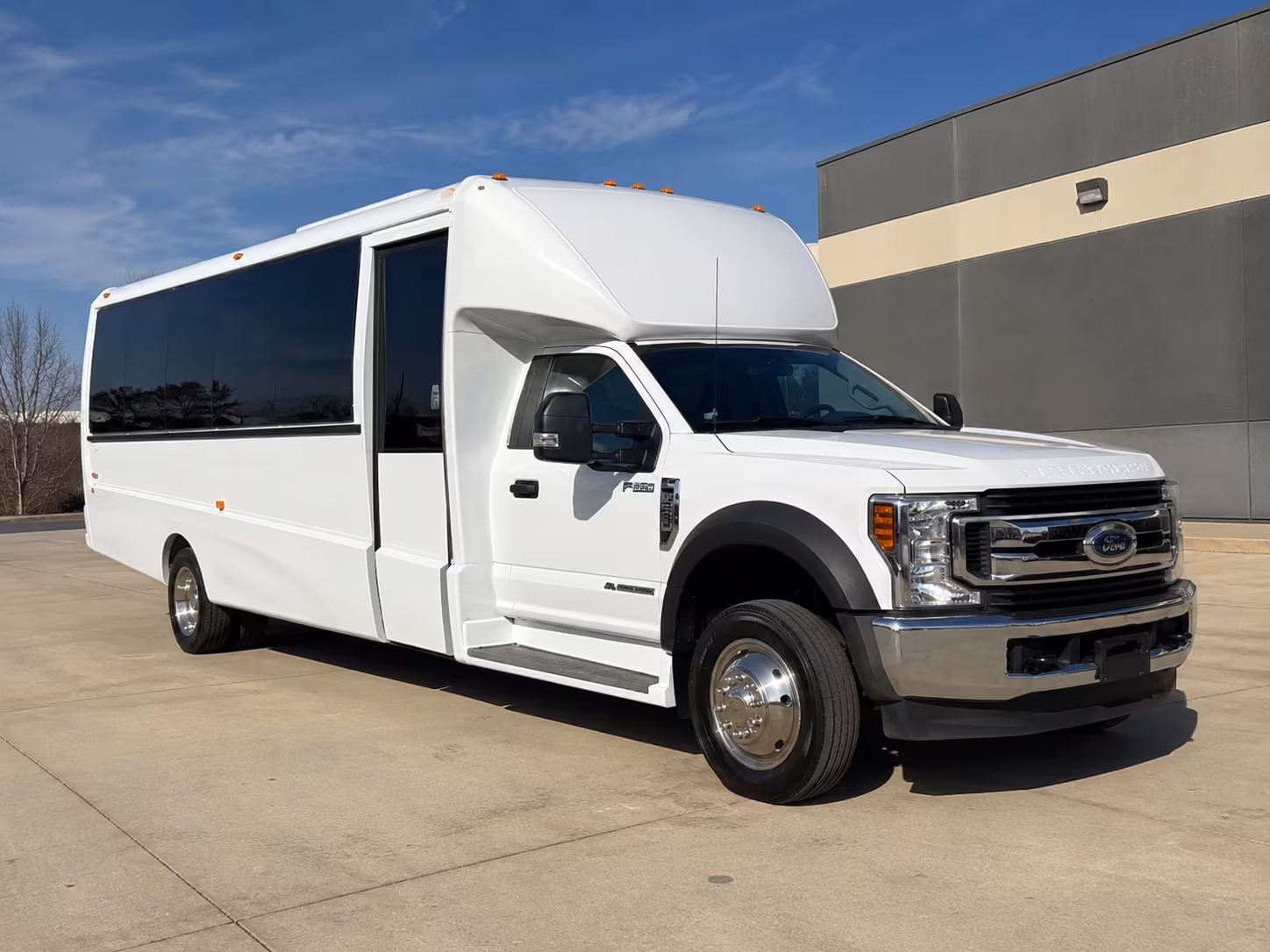 college campus visit buses for vineland high school students